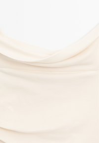 Thumbnail Image 8
