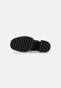 Even&Odd Wide Fit Lodičky na vysokém podpatku - black