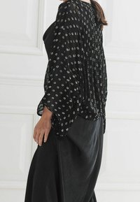 Next Blazer - black