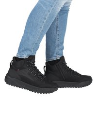 Rieker Šněrovací kotníkové boty - schwarz