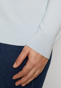 Tommy Hilfiger Curve Sweter