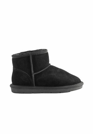 Schwarze Wildleder-Ankle-Boots mit runder Fußspitze, weichem Innenfutter und flacher Gummisohle. Verfügt über dekorative Nähte an den Nähten.