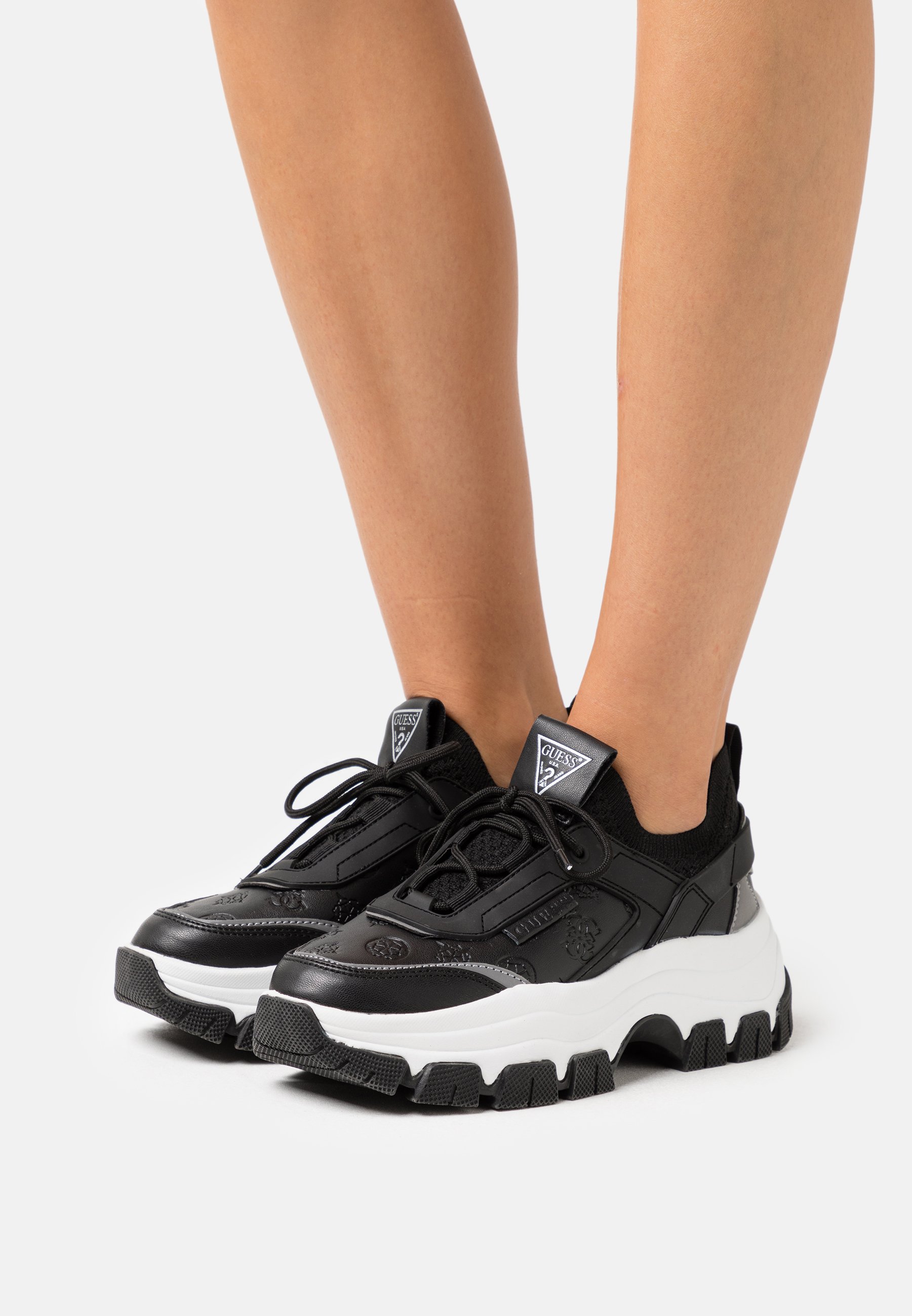 Guess Zapatillas - black/negro - Zalando.es