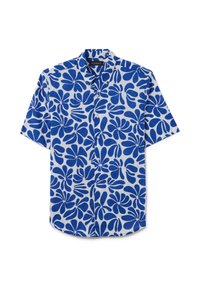 Camisa de botones de manga corta hecha de algodón. Presenta un fondo blanco con grandes patrones florales azules y un diseño de cuello relajado.
