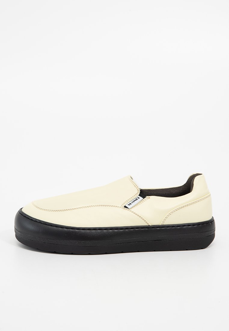 Sunnei Sneakers laag crème