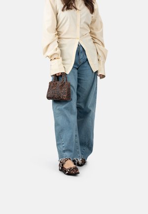 GULIA LOAFERS. - Ankle strap ballet pumps - brown with animal print