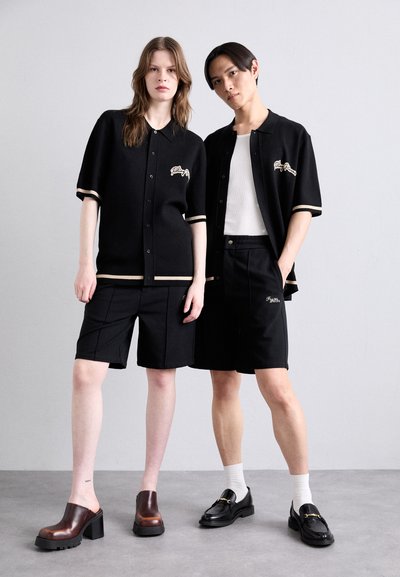 Filling Pieces BERMUDA UNISEX - Shorts - black