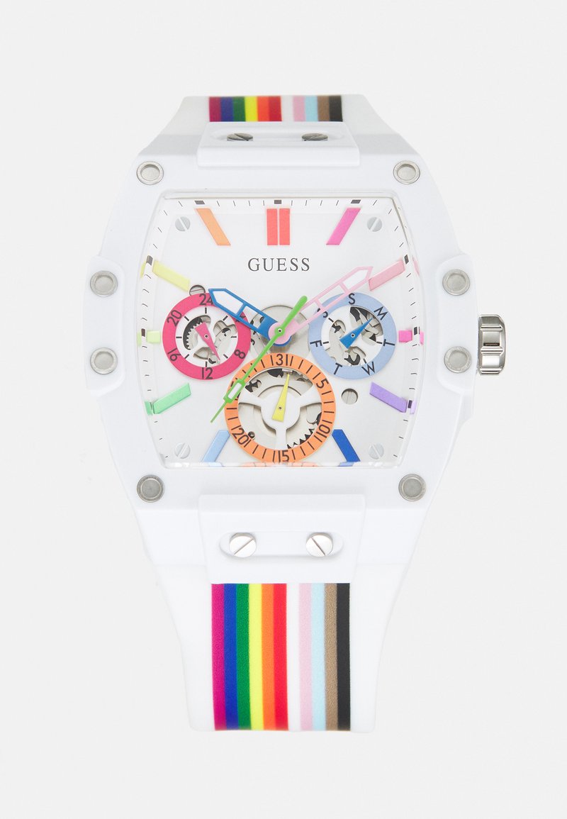 Witte siliconen horloge met kleurrijke gestreepte banden. Het witte dial heeft meerkleurige uurmarkeringen en drie sub-dials. Zilveren accenten zijn zichtbaar.