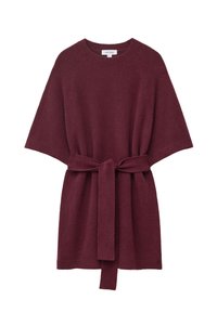 Burgunderfarbenes Strickkleid mit Rundhalsausschnitt, kurzen Ärmeln und tailliertem Gürtel. Verfügt über gerippte Saumdetails und eine weiche, strukturierte Oberfläche.