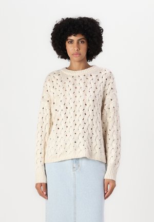 - Sweter
