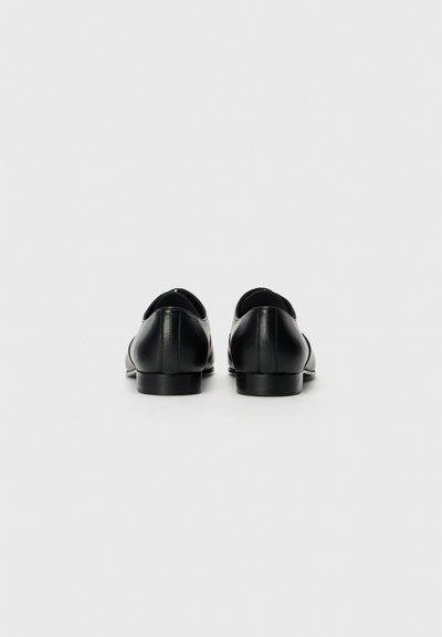 Filippa K DERBY - Derbies & Richelieus - black
