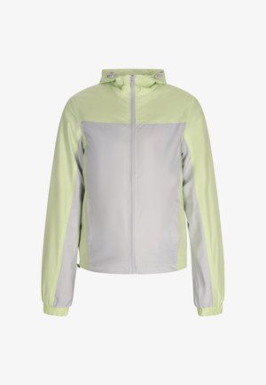 Lichte jas met een ritssluiting aan de voorkant, verstelbare capuchon en lange mouwen. Kleur geblokkeerd in lichtgroen en grijs met een gladde afwerking.