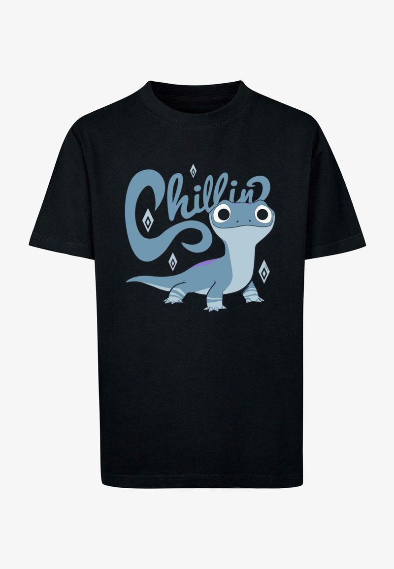 Musträpse must särk, millel on hele sinine joonistus naljakast sisalikust suurte silmadega ja teksti "Chillin'" stiilse fondiga selle kohal.