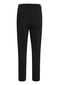 Mustat housut, joissa on sileä pinta, kapea malli, tavallinen vyötärö ja kaksi takataskua. Sopivat juhlavaan tai rentoon pukeutumiseen.