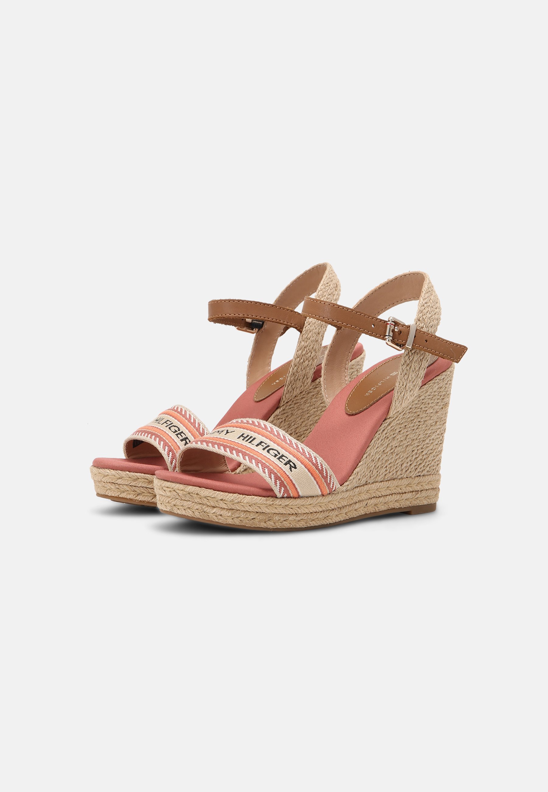 Sandalia Plana Dorada Tommy Hilfiger - Compra Ahora | Dafiti Colombia