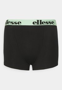 Schwarze Baumwoll-Boxershorts mit einem hellmintgrünen elastischen Bund, auf dem der Text "ellesse" in Schwarz aufgedruckt ist. Glatte Textur und einfaches Design.