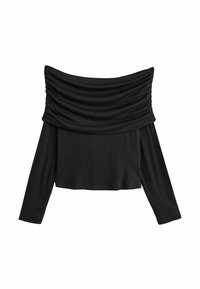 Sort off-the-shoulder top med lange ærmer, der har samlet stof ved halsudskæringen og en afslappet pasform, lavet af et ribbet materiale.