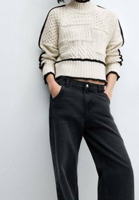 Mango Sweter