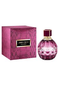 Il profumo Jimmy Choo Fever presenta una bottiglia di vetro rotonda e testurizzata in gradiente rosa, accanto a una scatola coordinata con design in rilievo.