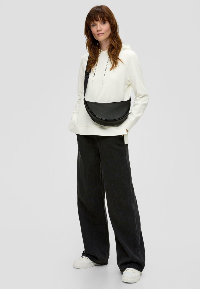 s.Oliver HOBO czarny