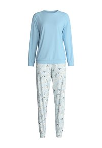 Lichtblauw langemouwen top met ronde hals, gecombineerd met gemusterde pyjamabroek met honden en natuur op een lichtblauwe achtergrond.
