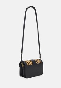 Versace Jeans Couture Handväska - brown