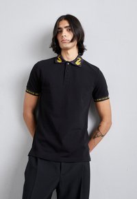 Versace Jeans Couture - WATERCOLOR COLLAR - Polo - black/gold Imagen en miniatura 1