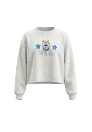 Lysegrå sweatshirt med en tekstureret hvid hund iført en blå butterfly i midten, flankeret af to blå stjerneformer på brystet.