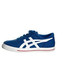 asics aaron soldes