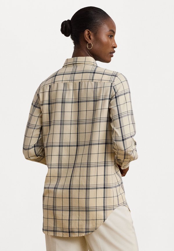 RELAXED FIT PLAID ROLL TAB SLEEVE SHIRT - Button-down blouse4