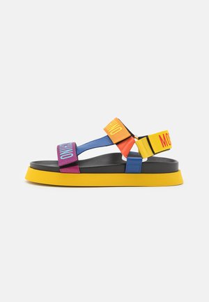 Sandalias - fantasy color