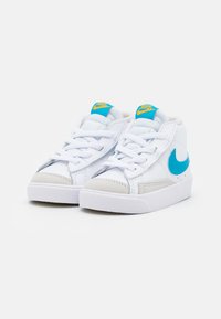 Nike Sportswear BLAZER MID '77 UNISEX - Sapatilhas de cano alto - white/laser blue/yellow ochre/light bone