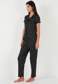 LELA REGULAR FIT SET - Komplet pidžame - black