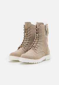 TWINSET Botines con cordones - nude
