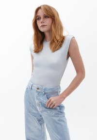 OXXO CREW NECK - T-shirt basic - silver