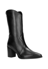 Czarne skórzane botki sięgające kostki z ostrym noskiem, blokowym obcasem i subtelnym przeszyciem po bokach. Gładka tekstura i elegancki design.