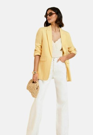 PETITE FIT - EDGE TAILORED SLEEVE DETAIL - Pitkä takki - buttermilk yellow