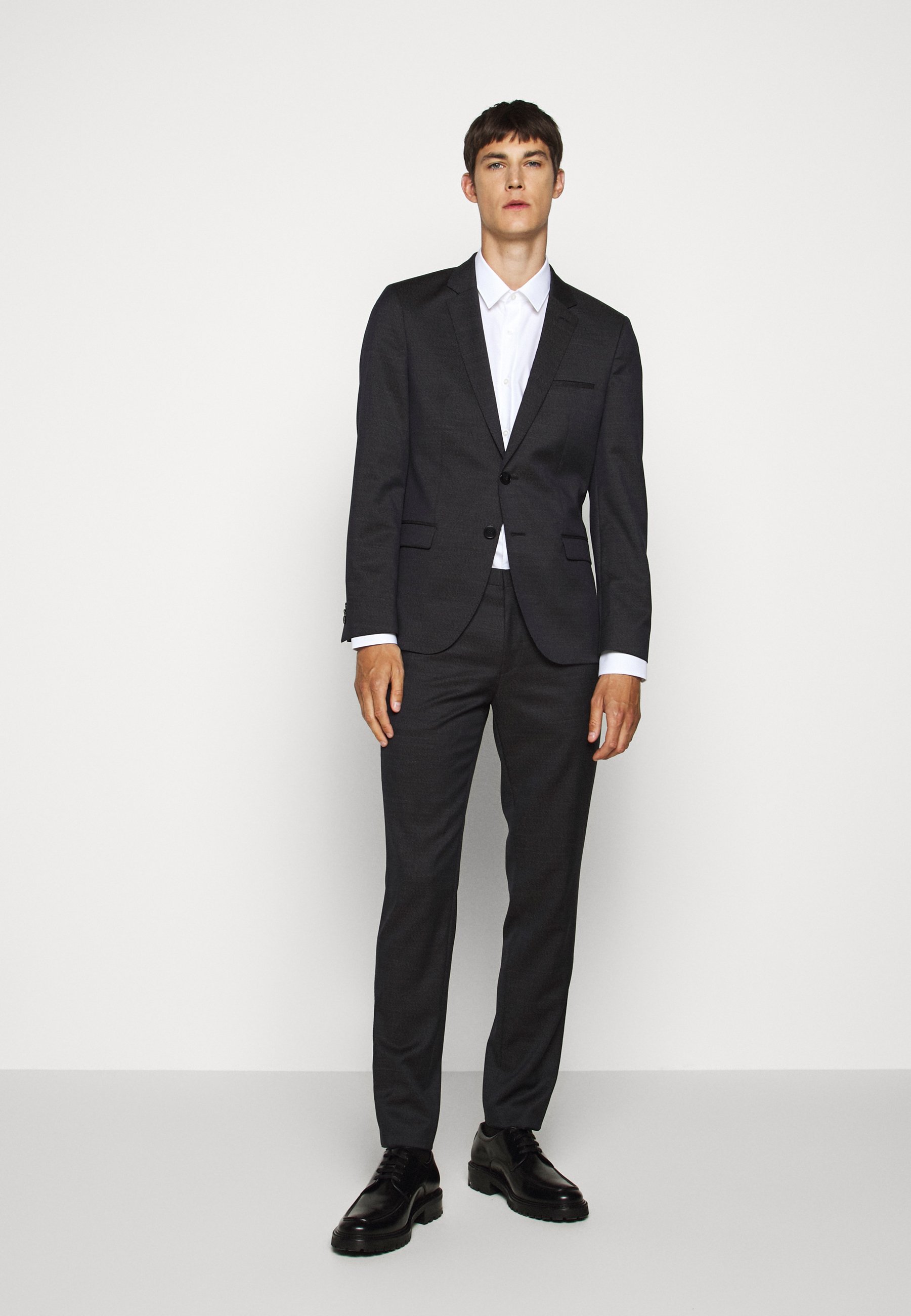 costume cintré hugo boss