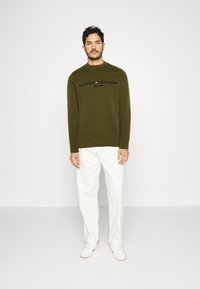 Tommy Hilfiger LOGO - Melegítőfelső - putting green