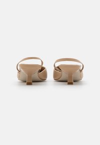 RAID Decolleté - beige