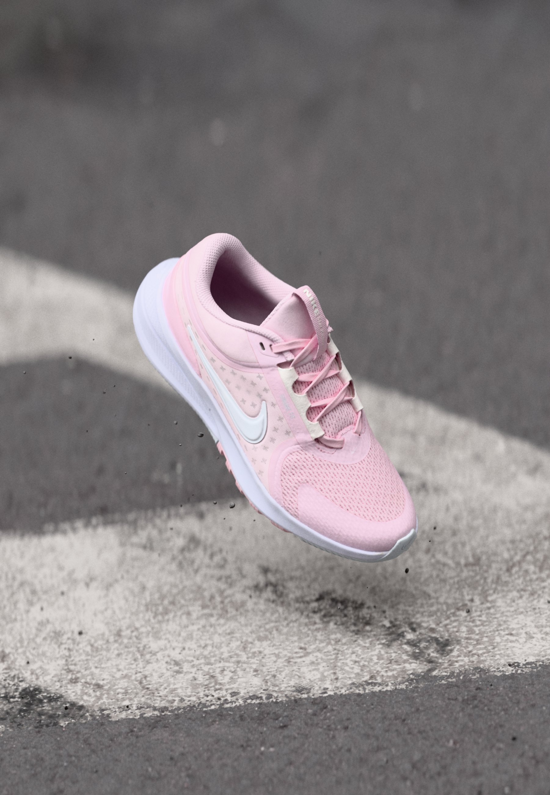pink foam runner