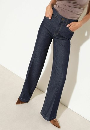 Egyenes szárú farmer