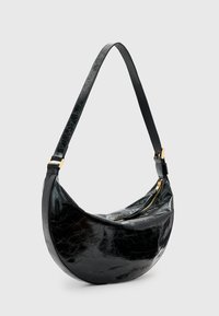 AllSaints HALF MOON SHOULDER - Handväska - black shine