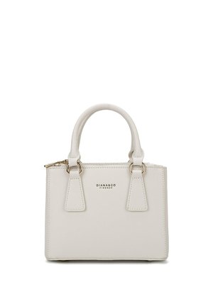 Piccola borsa strutturata in materiale sintetico beige chiaro, con doppio manico, dettagli in oro e chiusura con zip.