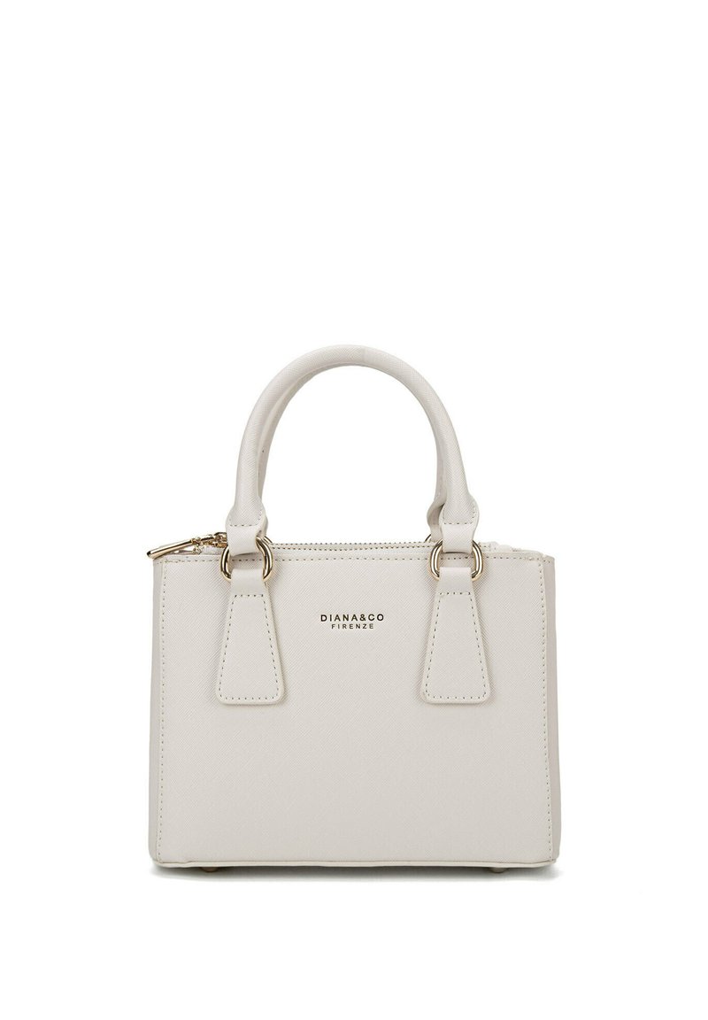 Kleine gestructureerde handtas van lichtbeige synthetisch materiaal met dubbele handvaten, gouden hardware-accenten en een ritssluiting.