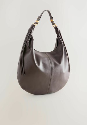 Hobo-Tasche aus dunkelbraunem strukturiertem Leder mit einer lässigen Form, verziert mit einem geknoteten Schulterriemen und goldfarbenen Hardware-Details.