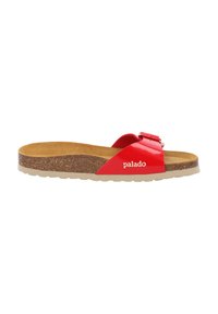Röd sandaler med glansig rem och justerbar spänne, med en korkfotbädd och en texturerad gummisula. Varumärket "palado" synligt.