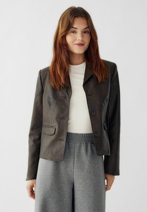 LAURICA - Imiteret læderjakke - worn brown