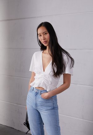 FRONT ROUCHING FRILL - T-shirt con stampa - white