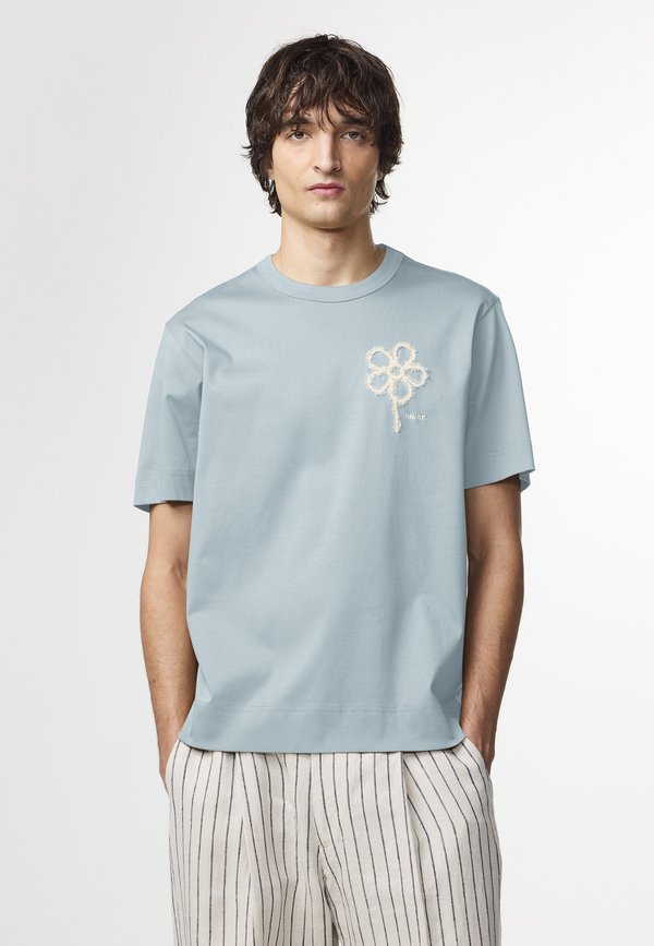 PEDRO EMB  - T-Shirt print - winter sky